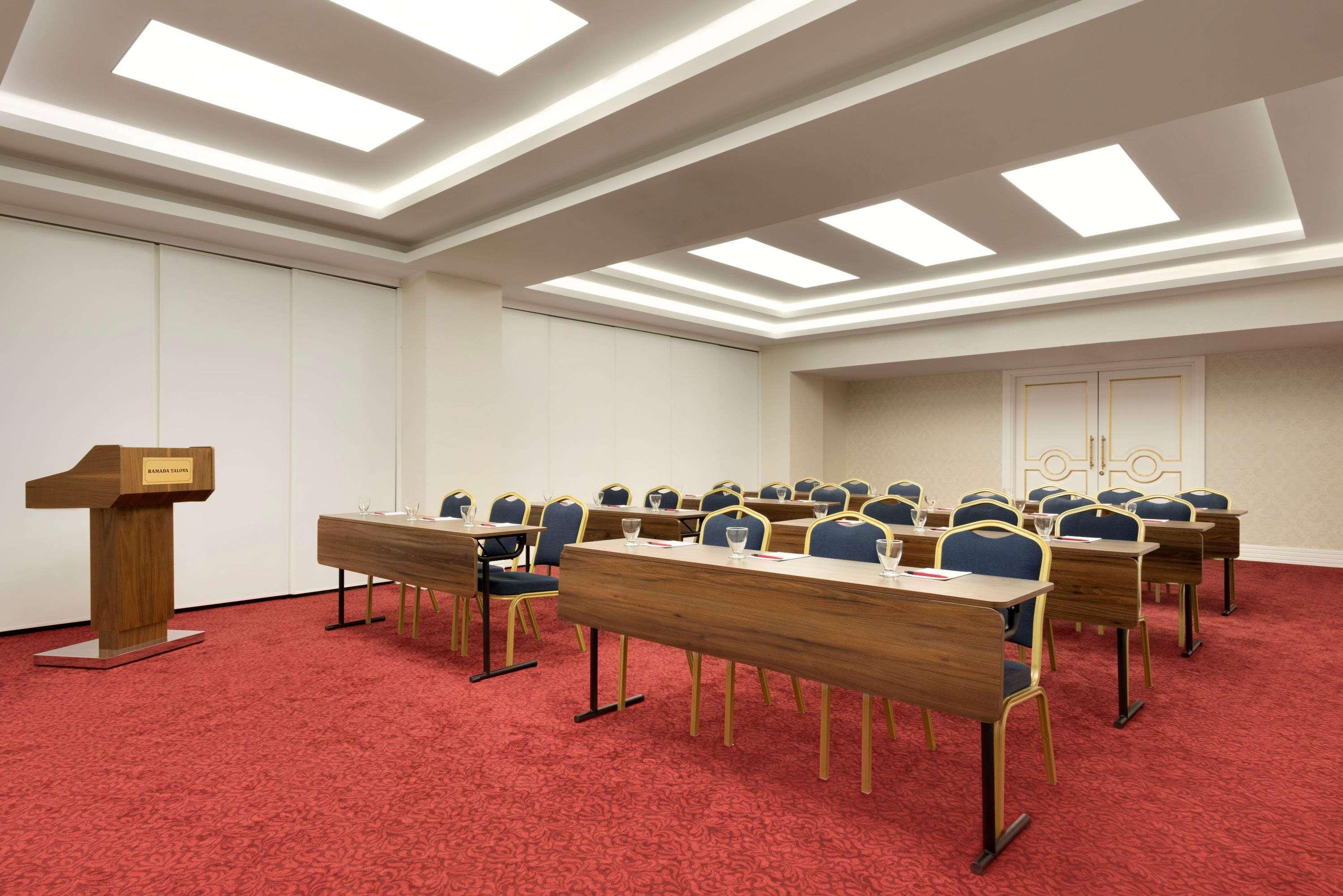 Ramada By Wyndham Yalova Hotel Yalova  Exterior foto