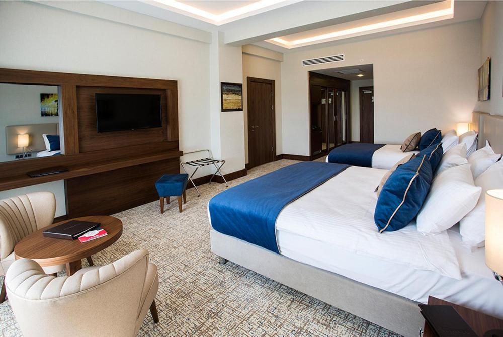 Ramada By Wyndham Yalova Hotel Yalova  Exterior foto