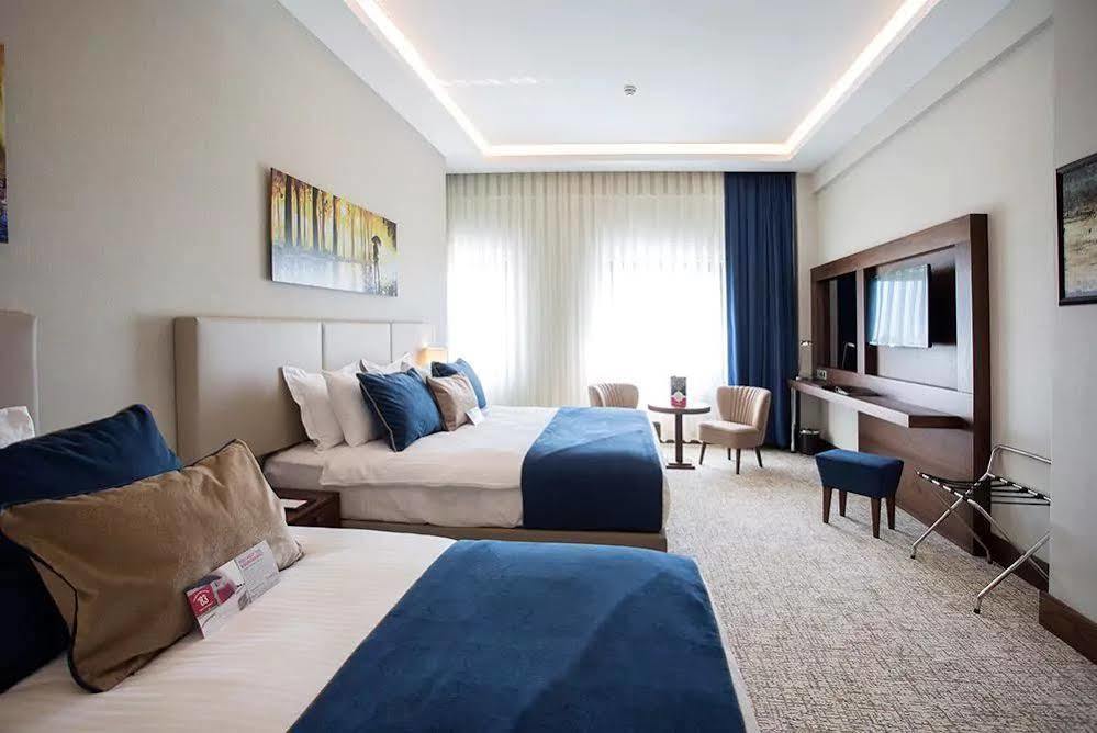 Ramada By Wyndham Yalova Hotel Yalova  Exterior foto