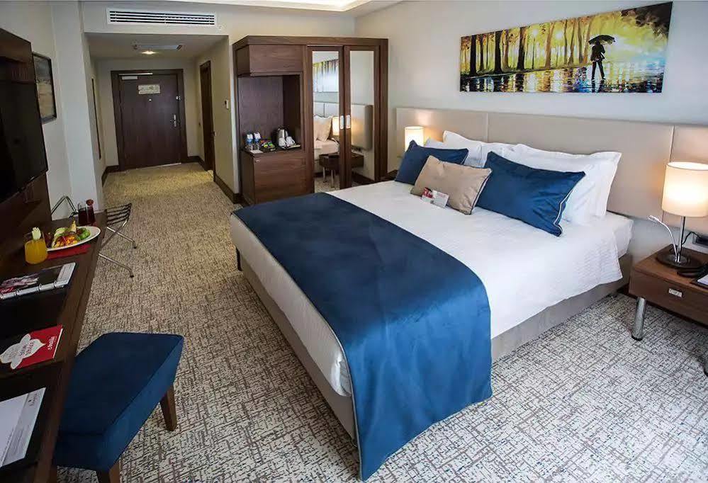 Ramada By Wyndham Yalova Hotel Yalova  Exterior foto